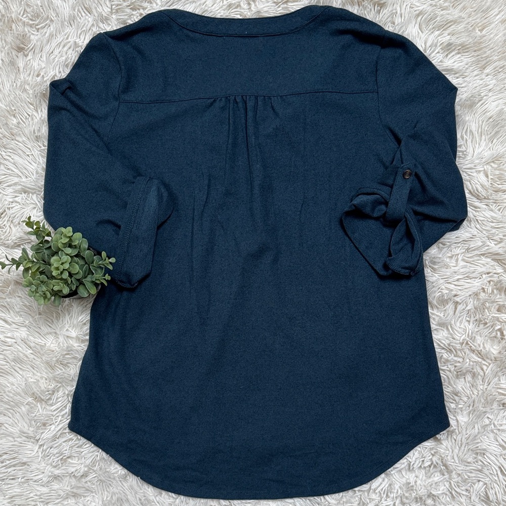 🎉HP🎉 Notations 3/4 Tab Sleeve Top with Pleated Detail 💗 Teal - Picture 5 of 16